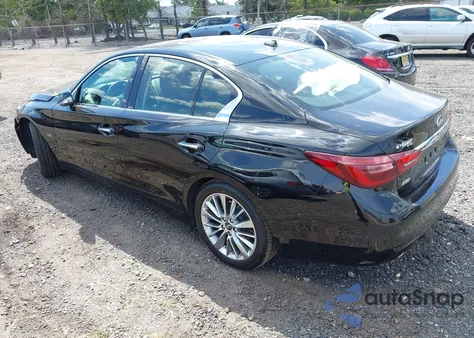 2018 Infiniti Q50 Pure/Luxe z USA, uszkodzony, nr VIN JN1CV7AR2JM280795